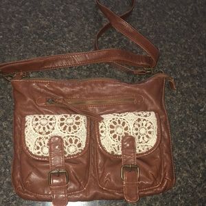 brown leather messenger bag